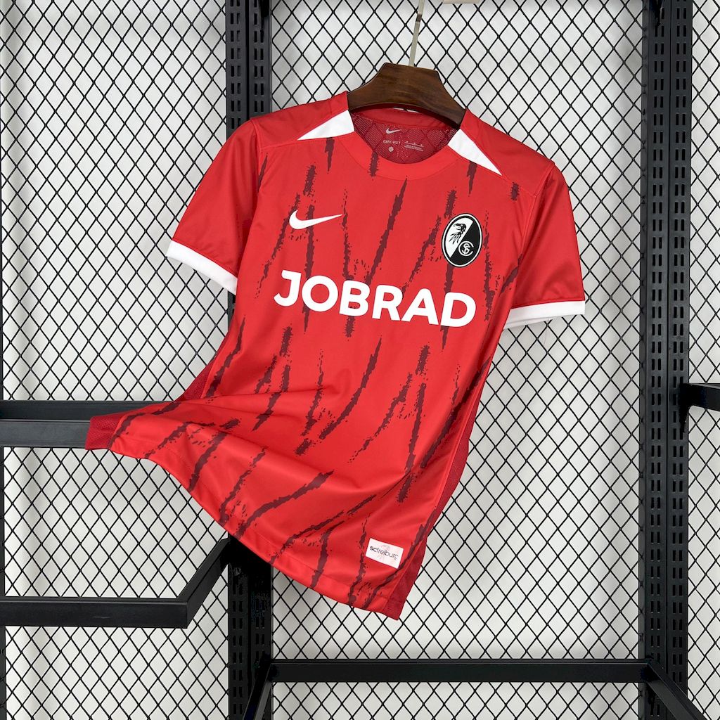 2024120513572298.jpg Mens SC Freiburg 2024/25 Home Jersey - Image 1