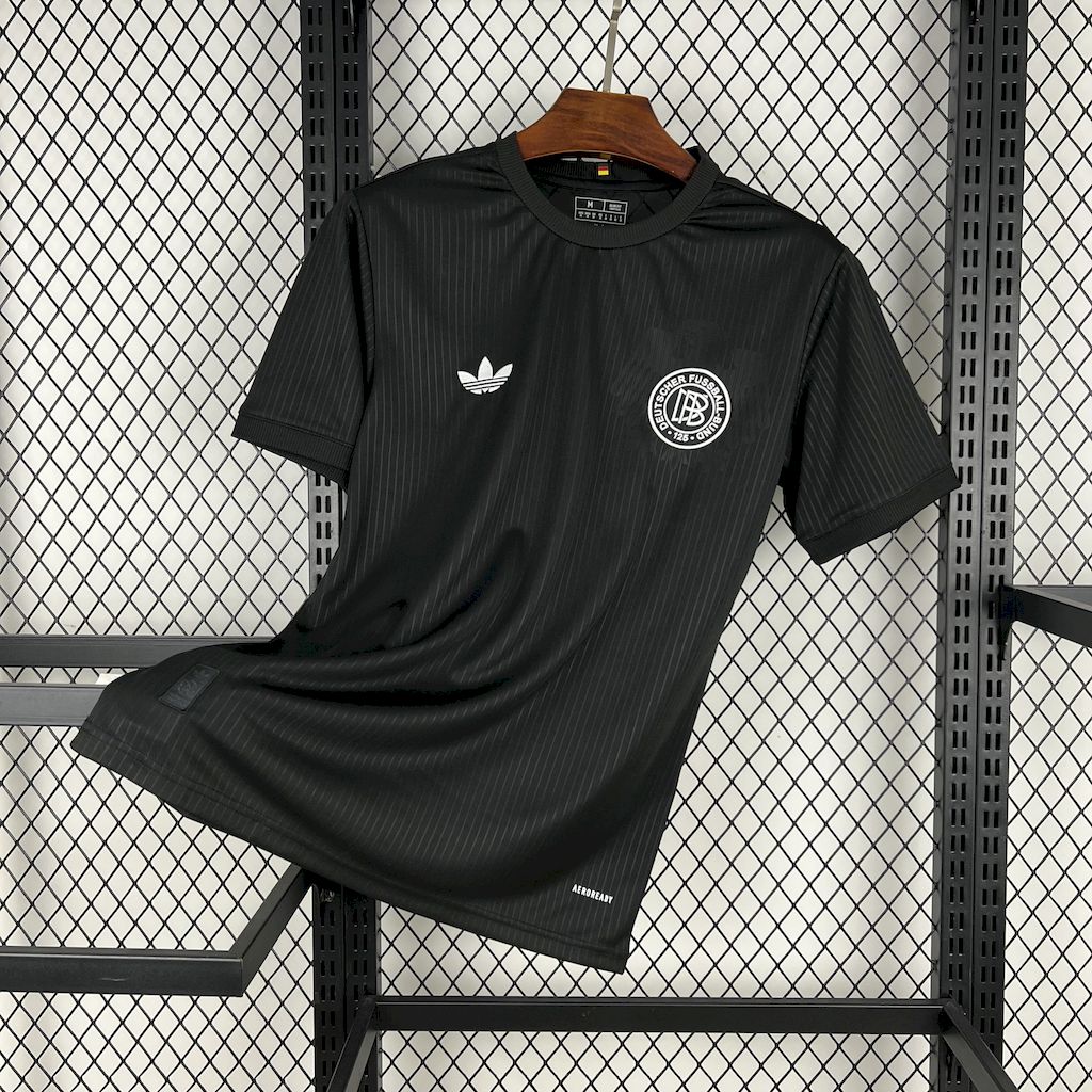 2025041314245510.jpg Mens Germany 2025/26 125th Anniversary Black Jersey - Image 1