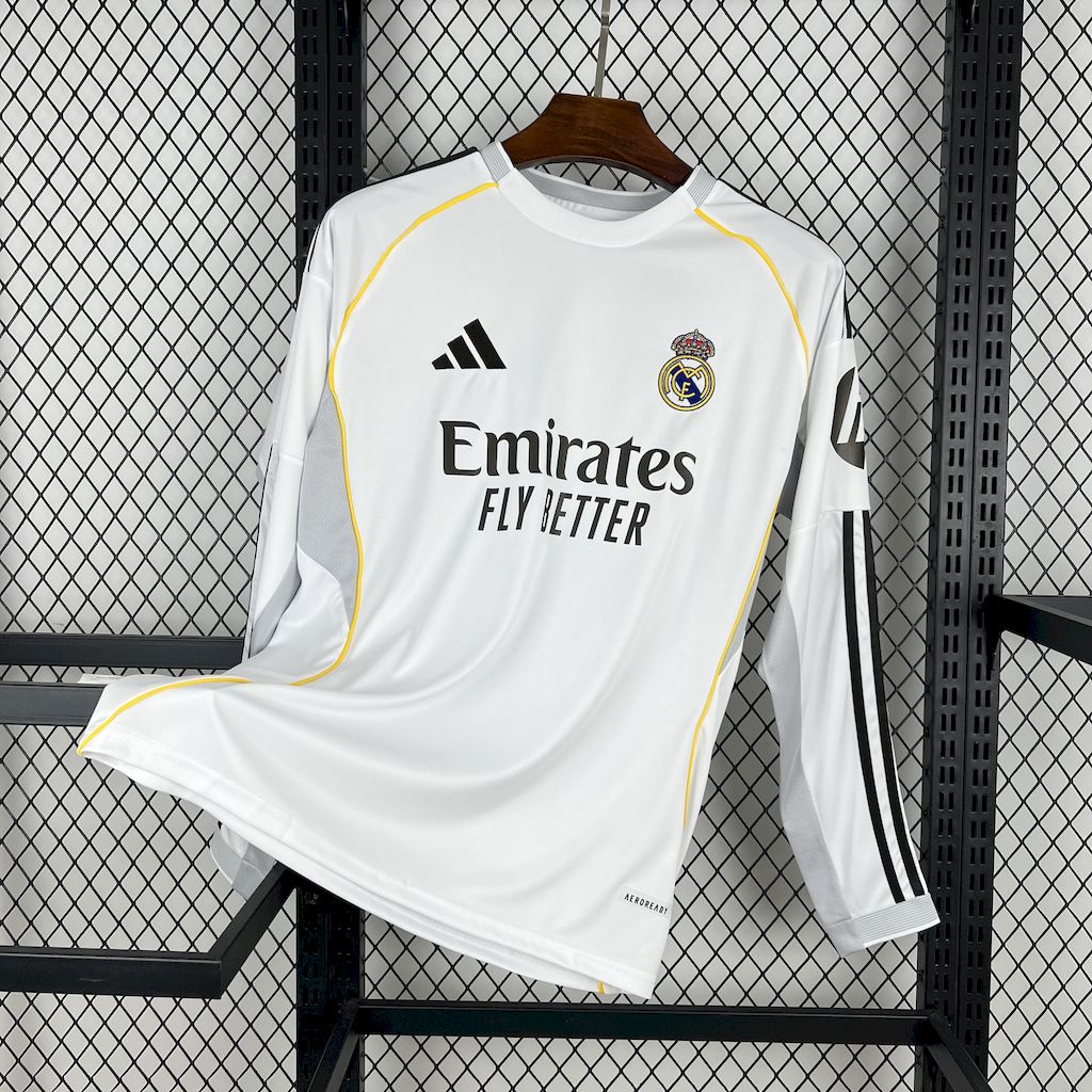 2025041314405955.jpg Mens Real Madrid 2025/26 Home Long Sleeve Jersey - Image 1
