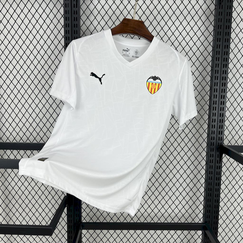 2025052416284538.jpg Mens Valencia CF 2025/26 Home Jersey - Image 1